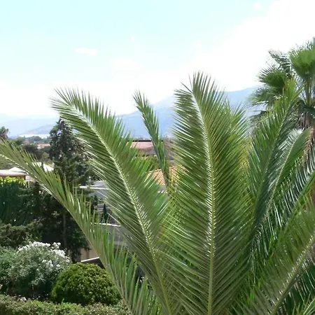 Terrazza 3f Mondello بيت للعطل