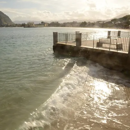 Terrazza 3f Mondello